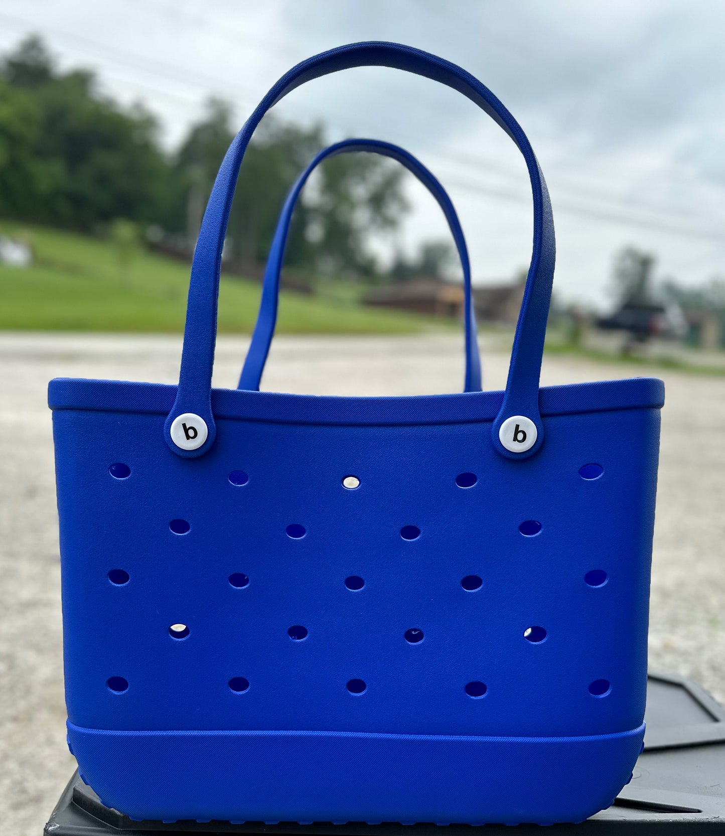 Large Hole Beach Tote - Bogg Bag